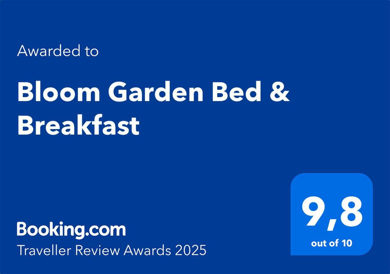 Bloom Garden Bed & Breakfast Ciudad de Siem Riep Exterior foto